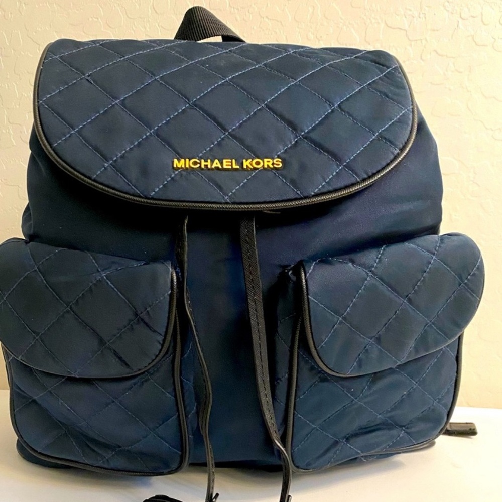 michale kors jet set backpack